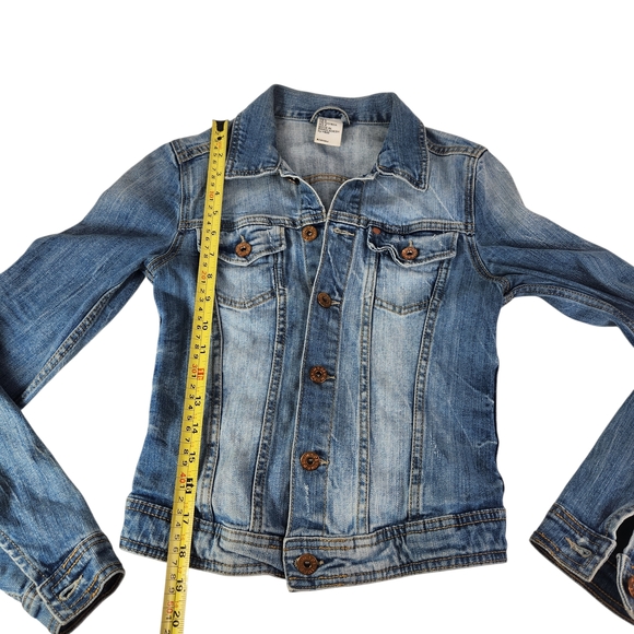 H&M Women's Size 4 Small Blue Denim Jean Jacket Classic Trucker Style - Picture 15 of 15